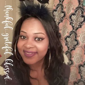 Meet your Posher, Nakisha